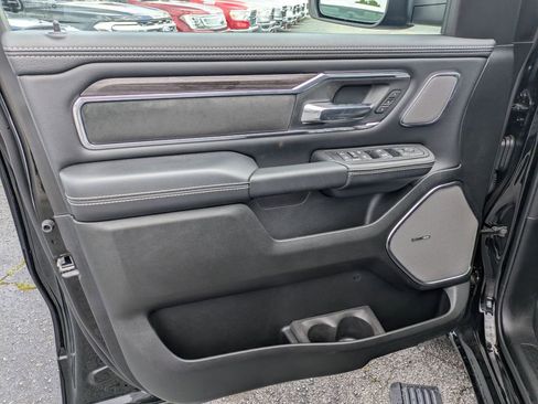 New 2026 RAM 1500 Laramie AWD/4WD image 9