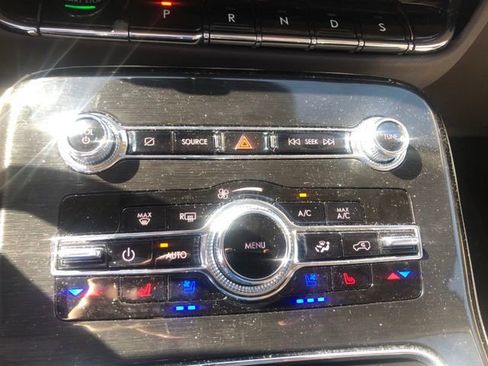 Used 2023 Lincoln Nautilus Reserve image 15