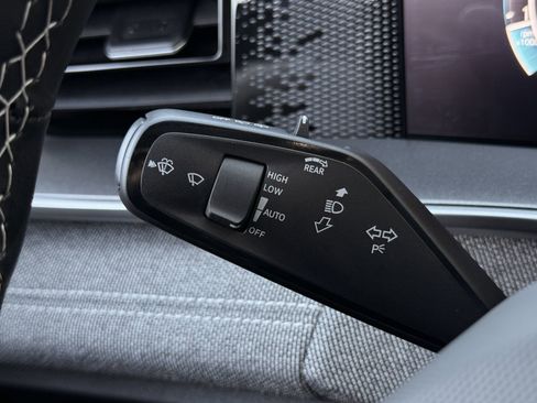 New 2026 Volkswagen Tiguan S image 18