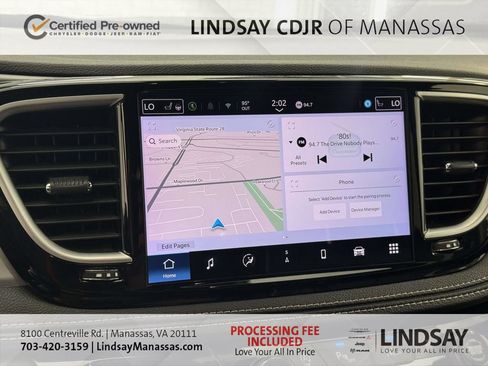 Certified 2025 Chrysler Pacifica Limited FWD image 12
