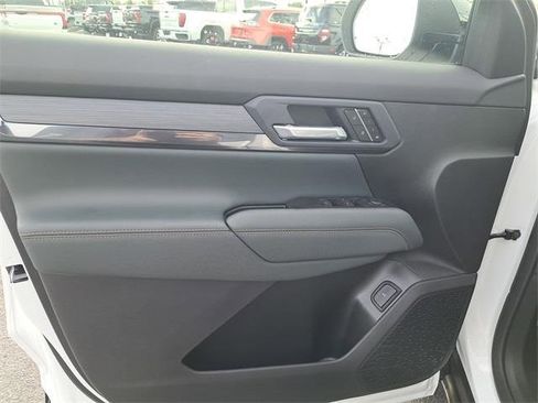 New 2026 GMC Terrain AT4 w/ Convenience Package III image 10