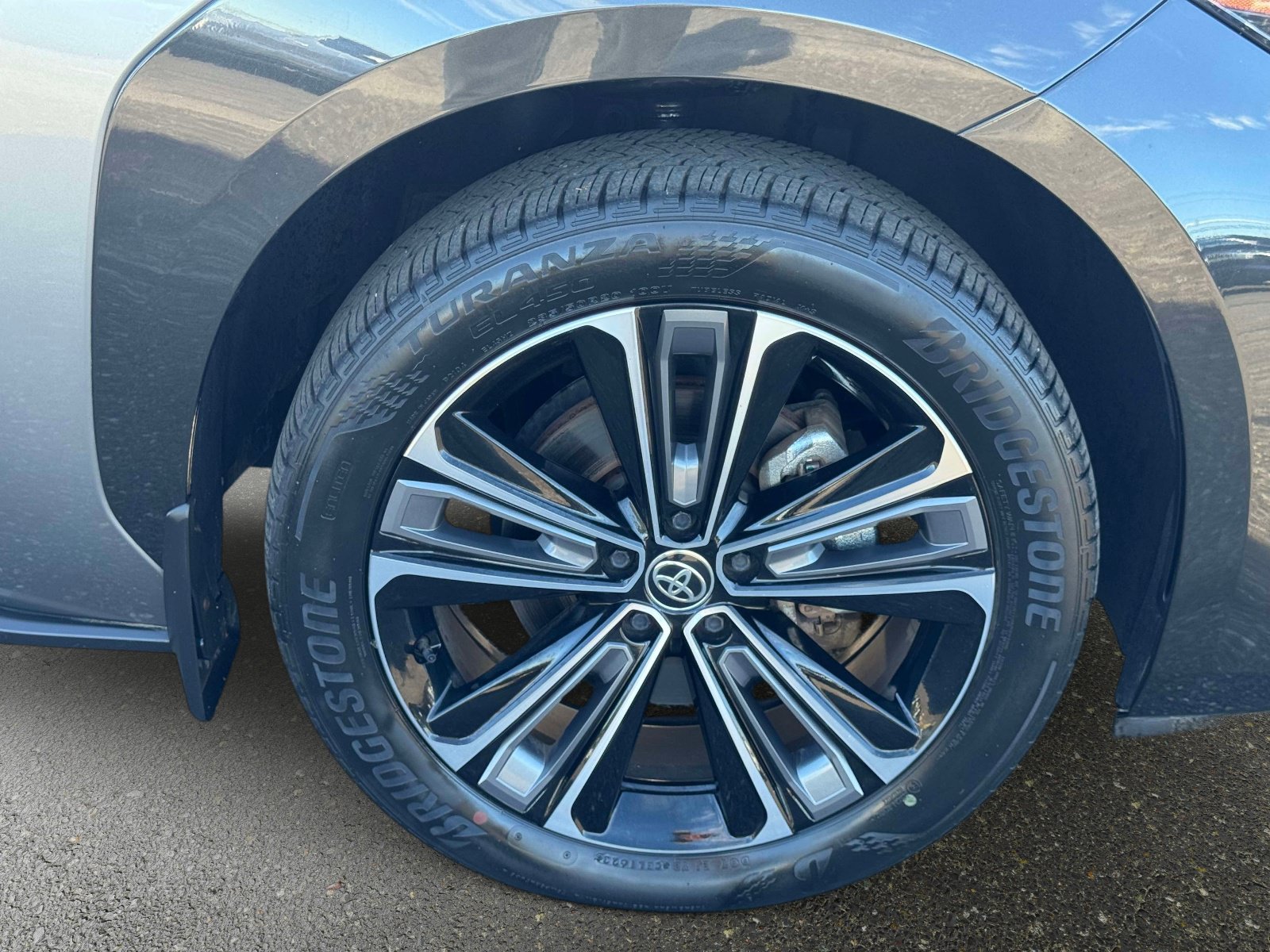 Certified 2023 Toyota bZ4X AWD w/ Weather Package image 9