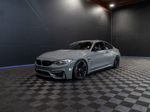 Used 2015 BMW M4 Coupe RWD image 1