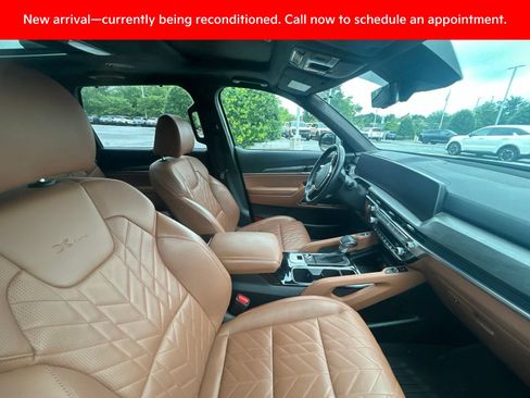Certified 2025 Kia Telluride SX Prestige X-Line AWD/4WD image 6