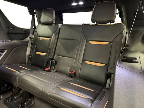 Used 2023 GMC Yukon AT4 w/ Max Trailering Package AWD/4WD image 11