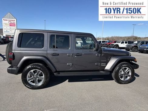 Used 2020 Jeep Wrangler Unlimited Sahara image 5
