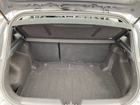 Used 2016 Hyundai Elantra GT image 25