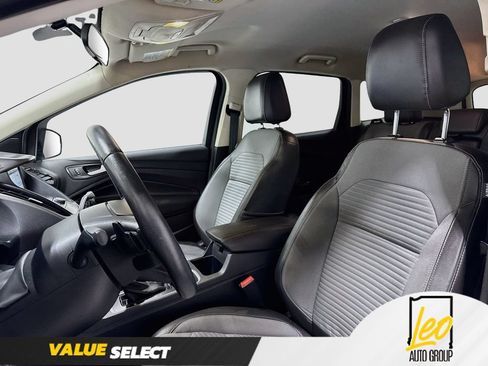 Used 2017 Ford Escape SE w/ Equipment Group 201A AWD/4WD image 23