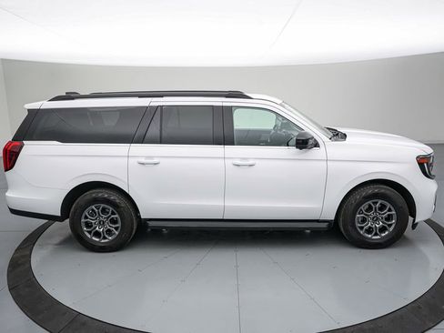 Certified 2025 Ford Expedition Max Active AWD/4WD image 4