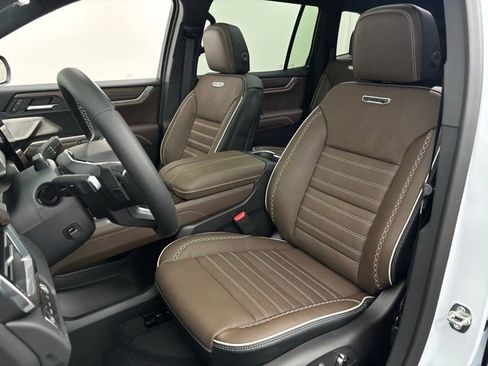 New 2026 GMC Acadia Denali Ultimate AWD/4WD image 22