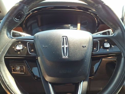 Used 2022 Lincoln Corsair Reserve AWD/4WD image 23
