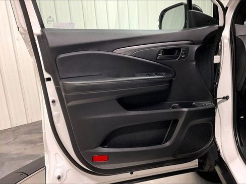 Used 2023 Honda Passport EX-L image 23