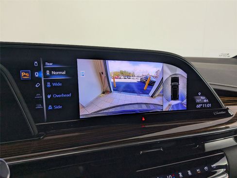 Used 2023 Cadillac Escalade ESV Premium Luxury image 20