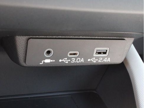 New 2025 Subaru Forester Limited image 37