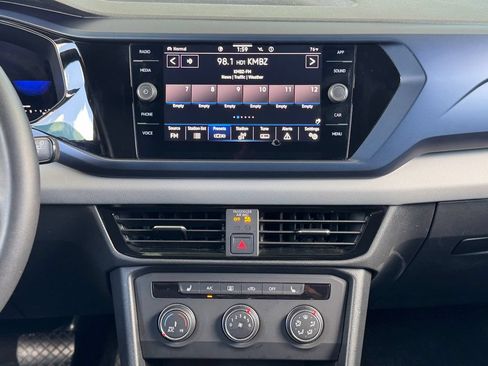 Used 2022 Volkswagen Taos SE AWD/4WD image 18