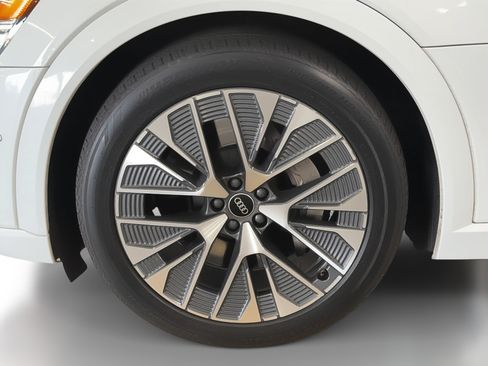 Certified 2024 Audi Q8 e-tron Prestige w/ Prestige Package image 12