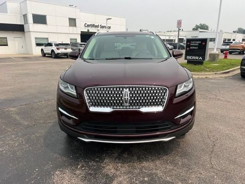 Used 2019 Lincoln MKC Premiere AWD/4WD image 2