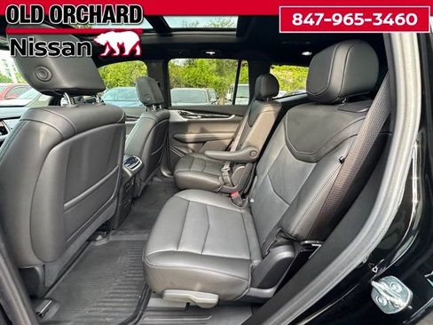 Used 2025 Cadillac XT6 Premium Luxury w/ Technology Package AWD/4WD image 12