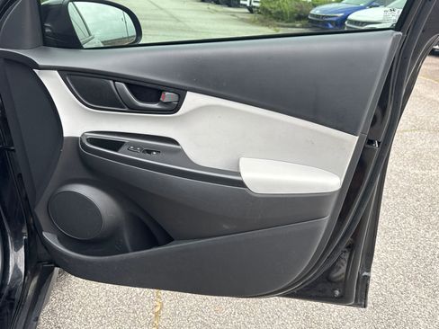 Used 2023 Hyundai Kona SEL FWD image 14
