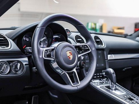 Used 2025 Porsche 718 Boxster S image 16