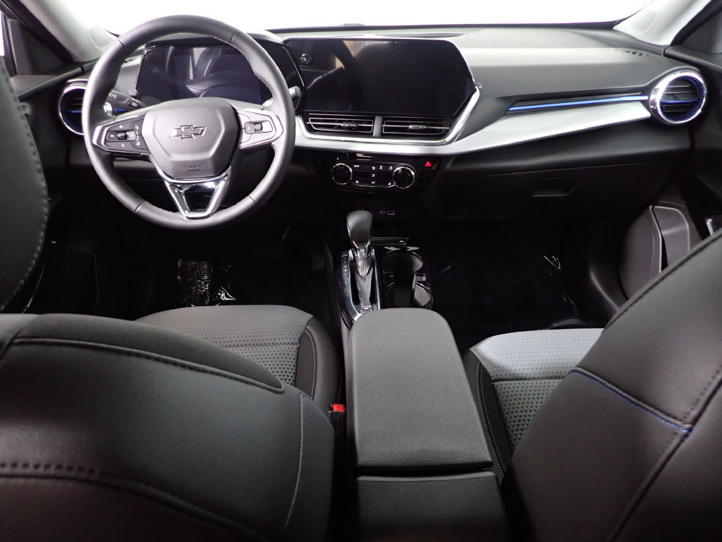 New 2026 Chevrolet Trax LT w/ Midnight Edition FWD image 29