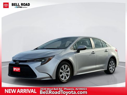 Used 2024 Toyota Corolla LE FWD image 1