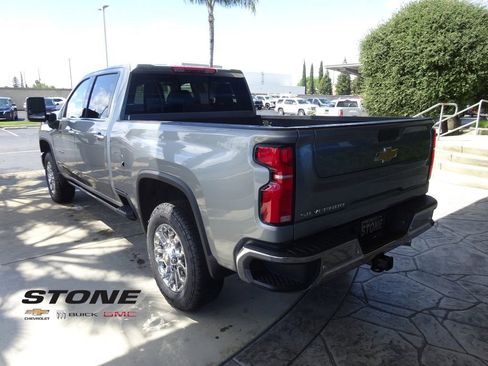 New 2026 Chevrolet Silverado 2500 LTZ w/ LTZ Convenience Package AWD/4WD image 6