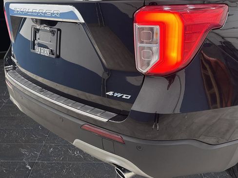 Used 2023 Ford Explorer Limited image 37