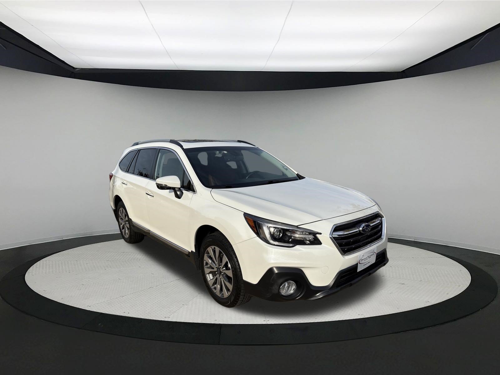 Used 2019 Subaru Outback 2.5i Touring AWD/4WD image 1