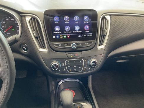 Used 2024 Chevrolet Malibu LT image 15