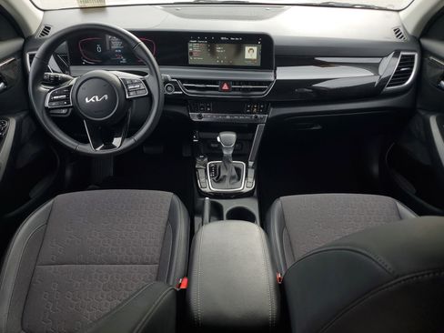 Used 2025 Kia Seltos S FWD image 14