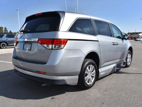 Used 2016 Honda Odyssey EX-L image 9