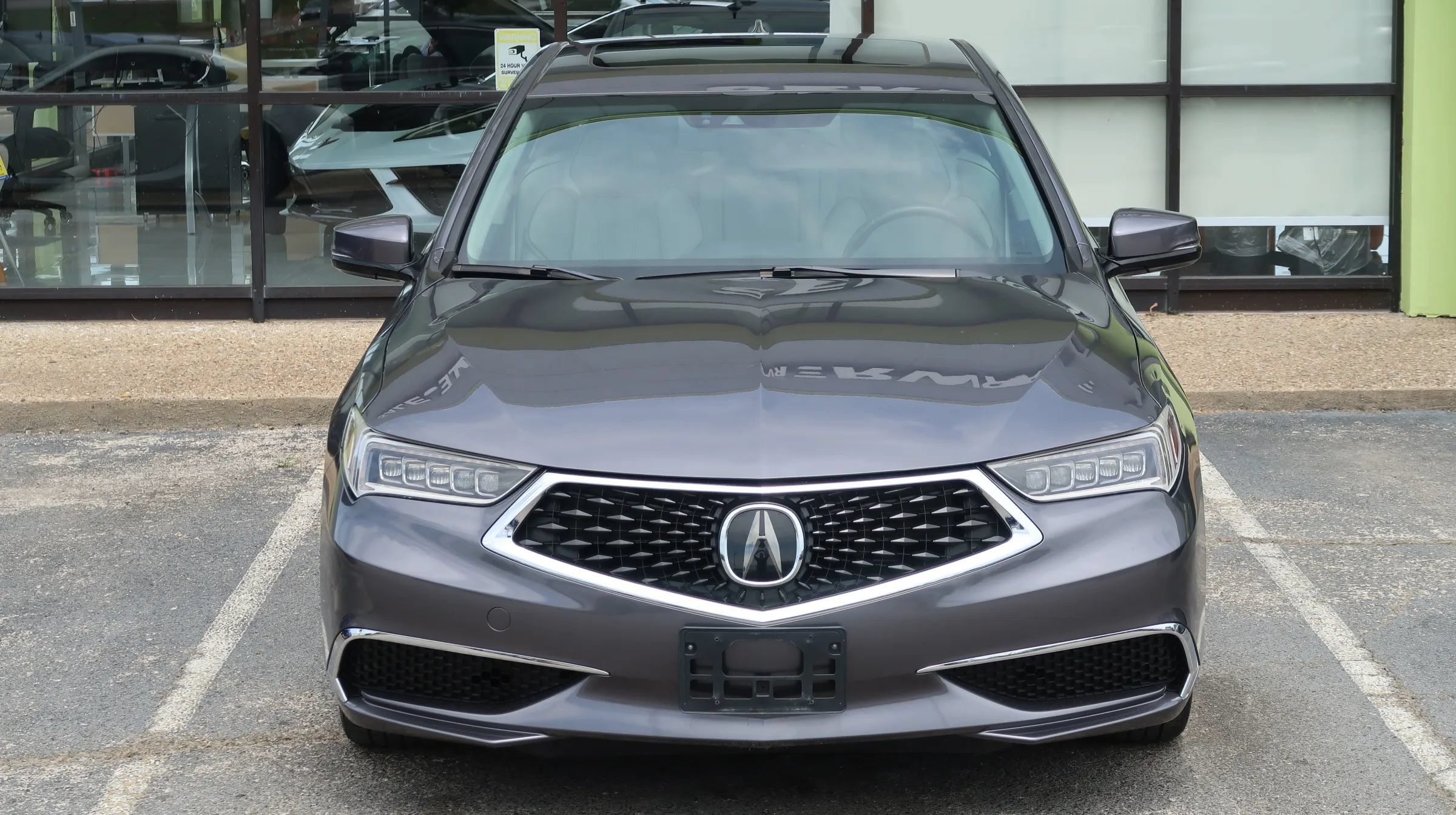 Used 2018 Acura TLX w/ Technology Package FWD image 3