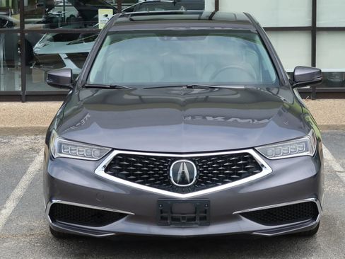 Used 2018 Acura TLX V6 w/ Technology Package FWD image 3