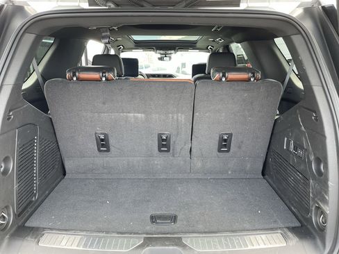 Certified 2024 GMC Yukon Denali Ultimate image 27