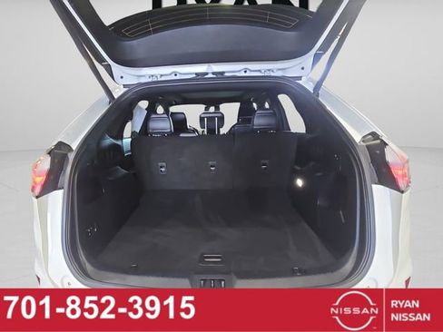 Used 2023 Ford Edge ST-Line image 36