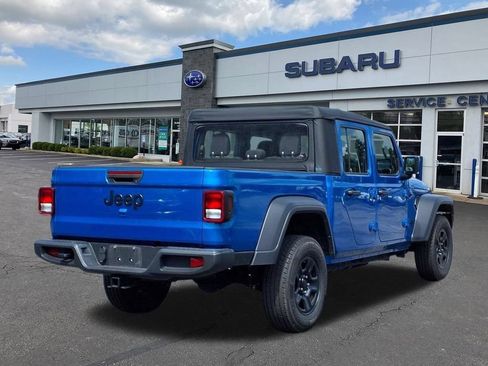 Used 2022 Jeep Gladiator Sport w/ Trailer Tow Package AWD/4WD image 7