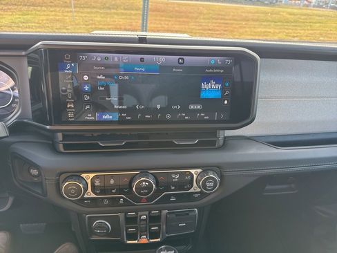 Used 2024 Jeep Wrangler Sahara w/ Technology Group image 7