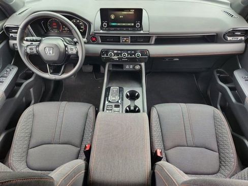 Used 2025 Honda Pilot Sport image 34