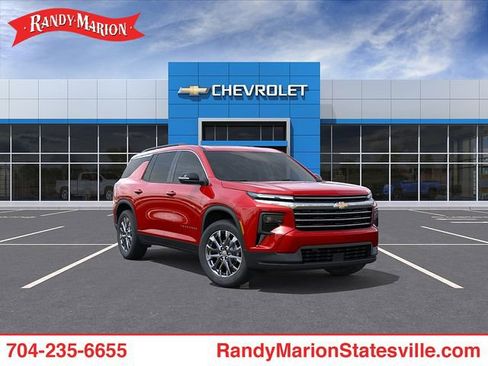 New 2026 Chevrolet Traverse LT FWD image 1