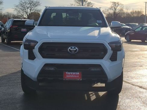 New 2025 Toyota Tacoma SR5 image 3