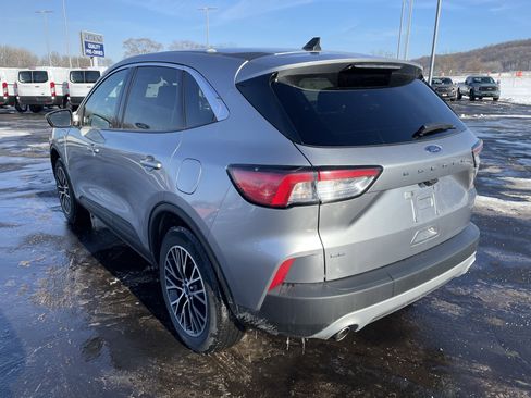 Used 2021 Ford Escape SE w/ Convenience Package image 3