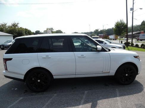 Used 2017 Land Rover Range Rover HSE AWD/4WD image 7