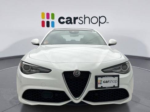 Used 2022 Alfa Romeo Giulia Ti AWD/4WD image 8