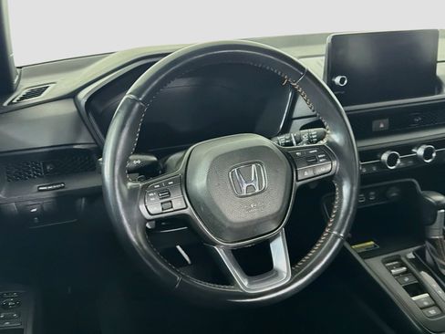 Used 2025 Nissan Sentra SV FWD image 18