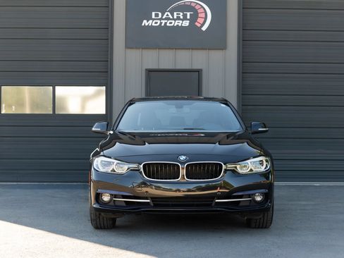 Used 2017 BMW 330i xDrive Sedan AWD/4WD image 2