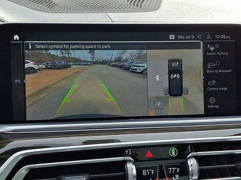 Used 2023 BMW X5 xDrive45e image 20