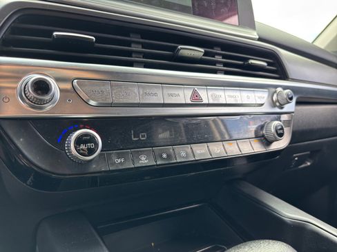 Used 2022 Kia Telluride LX AWD/4WD image 31