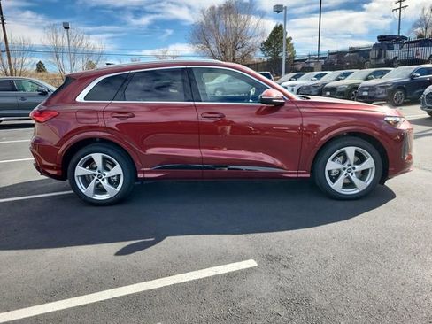 New 2025 Audi Q5 Prestige image 9