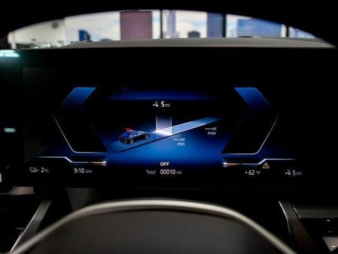 Used 2026 BMW i5 eDrive40 image 17